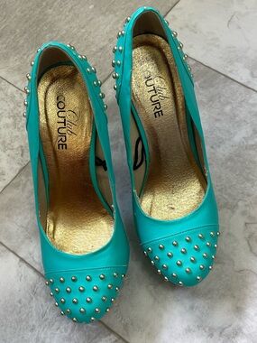 Studded Platform Heels – Turquoise/Aqua – Size 9